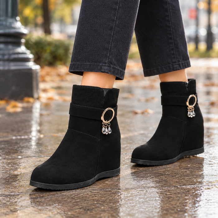 Siracusa Wedge Ankle Boots