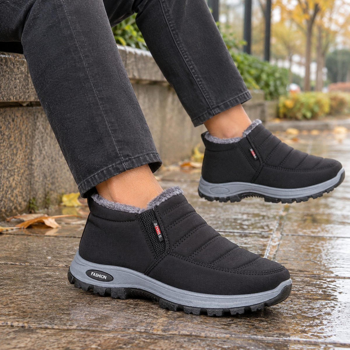 Isernia Plush Lined Ankle Boots - Black