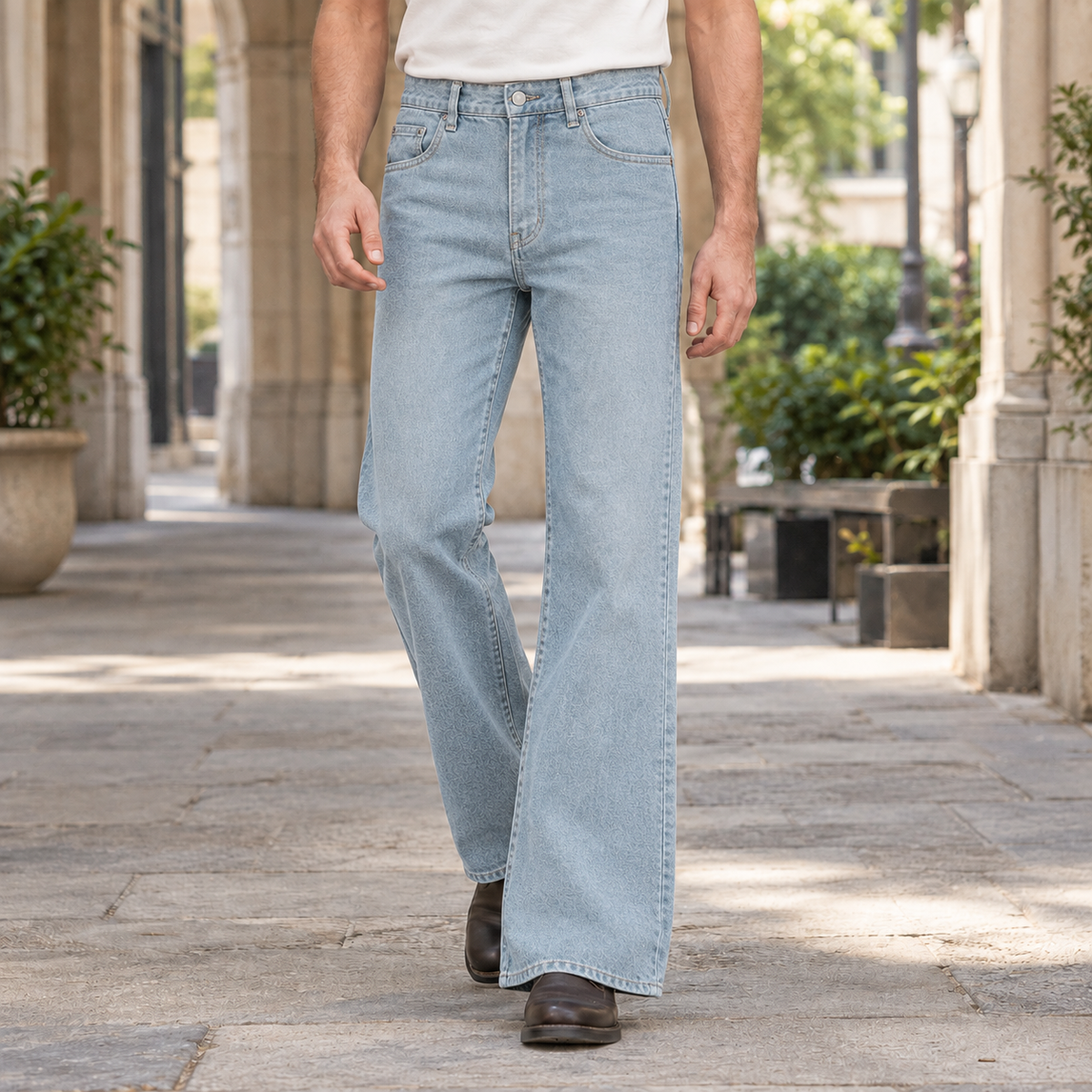 Aaron Flared Jeans - Light Blue